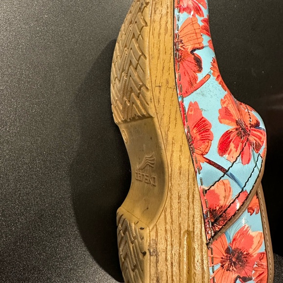 Poppy print Dansko brand Women's Clogs - Picture 5 of 5
